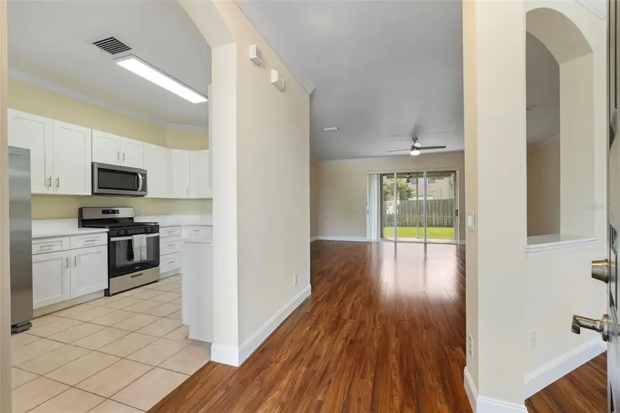 10136 Kingsbridge Avenue, Tampa, FL 33626 - Image #3