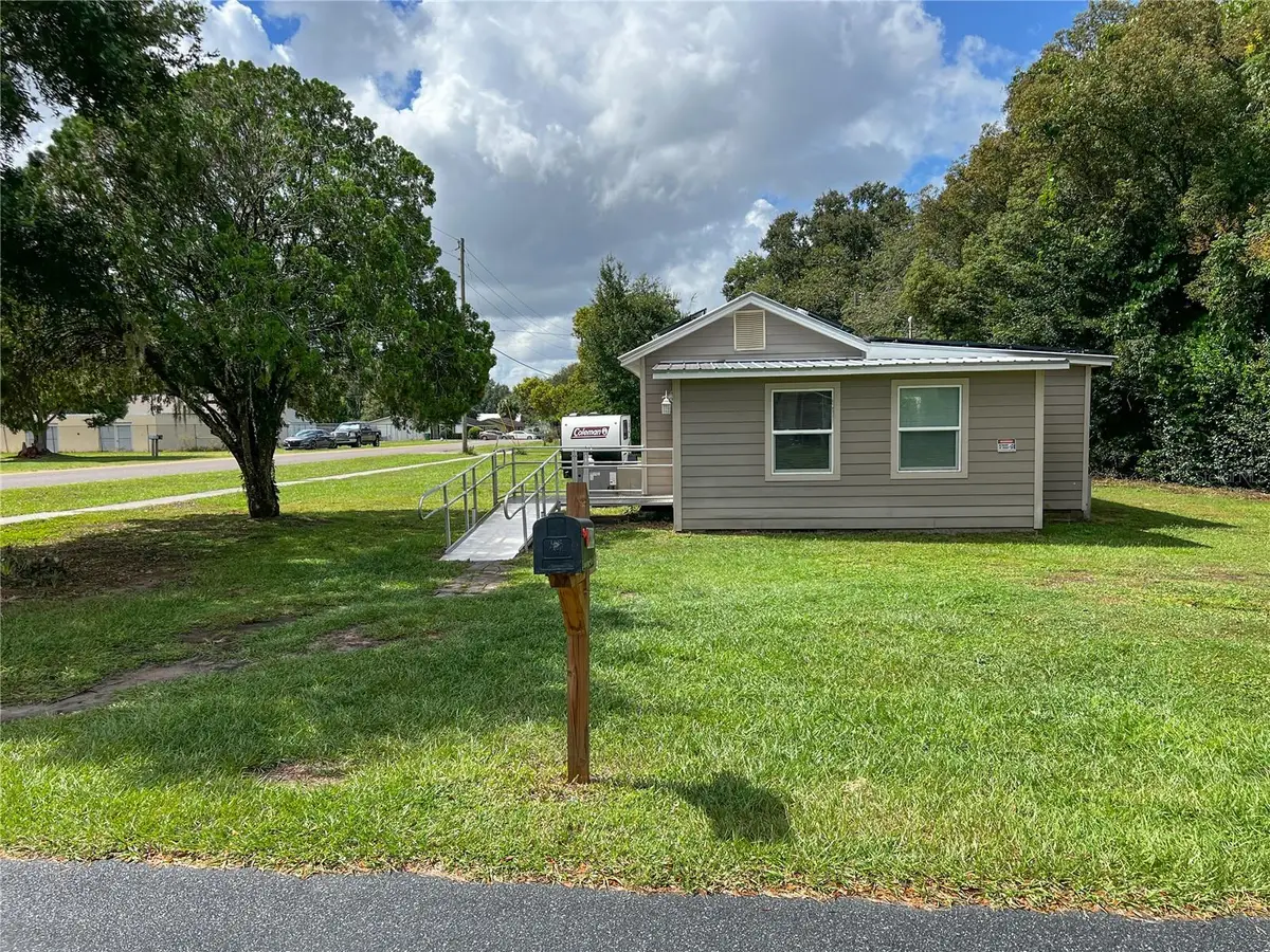 5811 11th Street, Zephyrhills, FL 33542 - Image #1