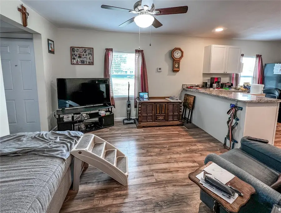 5811 11th Street, Zephyrhills, FL 33542 - Image #3