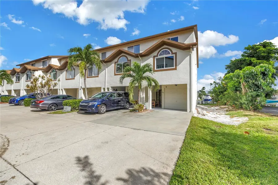 367 Madeira Circle, Tierra Verde, FL 33715 - Image #2