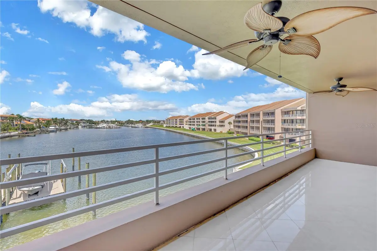 2775 Kipps Colony Drive S #204, Saint Petersburg, FL 33707 - Image #1