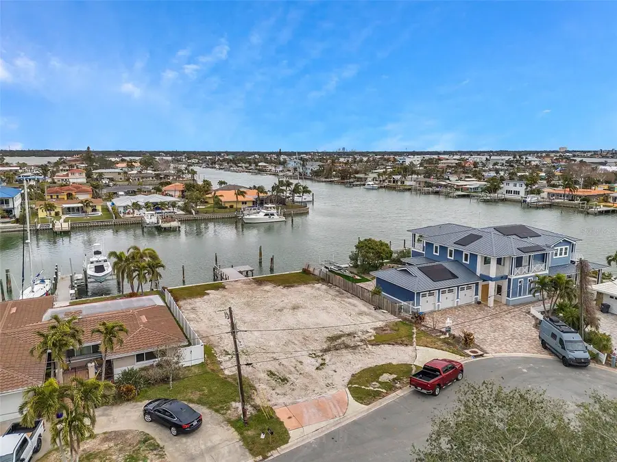 11655 4th Street E, Treasure Island, FL 33706 - Image #3