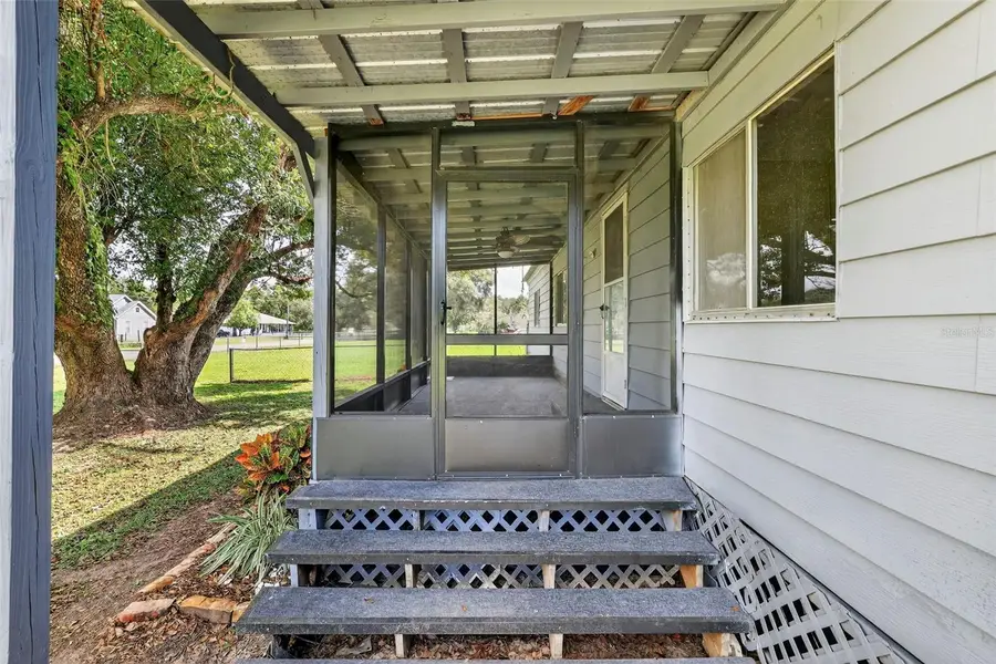 37016 Waterside Drive, Zephyrhills, FL 33541 - Image #2