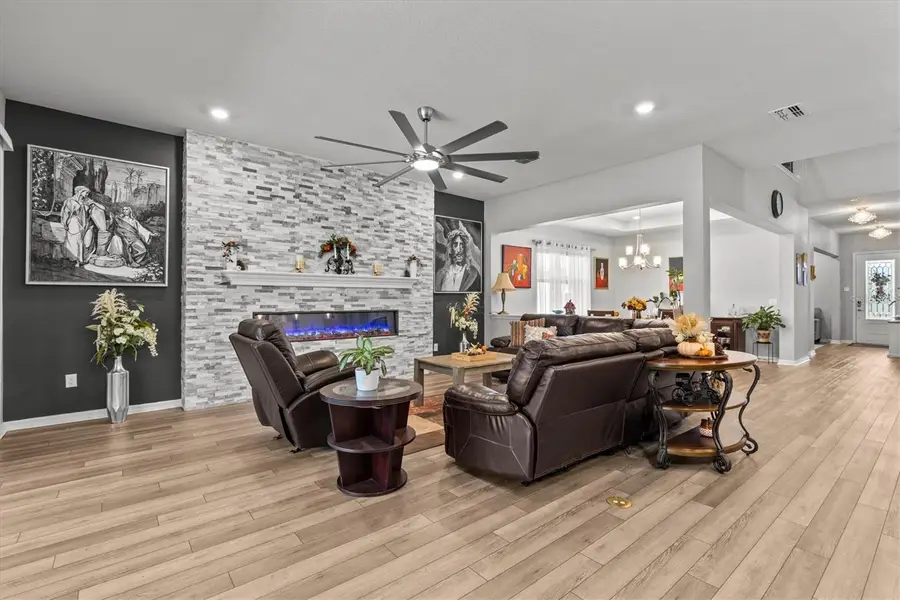 19270 Briarbrook Drive, Tampa, FL 33647 - Image #2