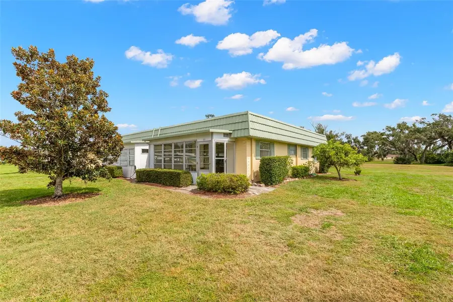 102 Cambridge Trail #217, Sun City Center, FL 33573 - Image #2