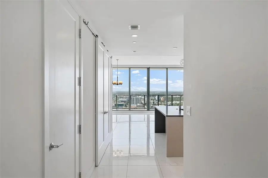 100 1st Avenue N #3307, Saint Petersburg, FL 33701 - Image #3