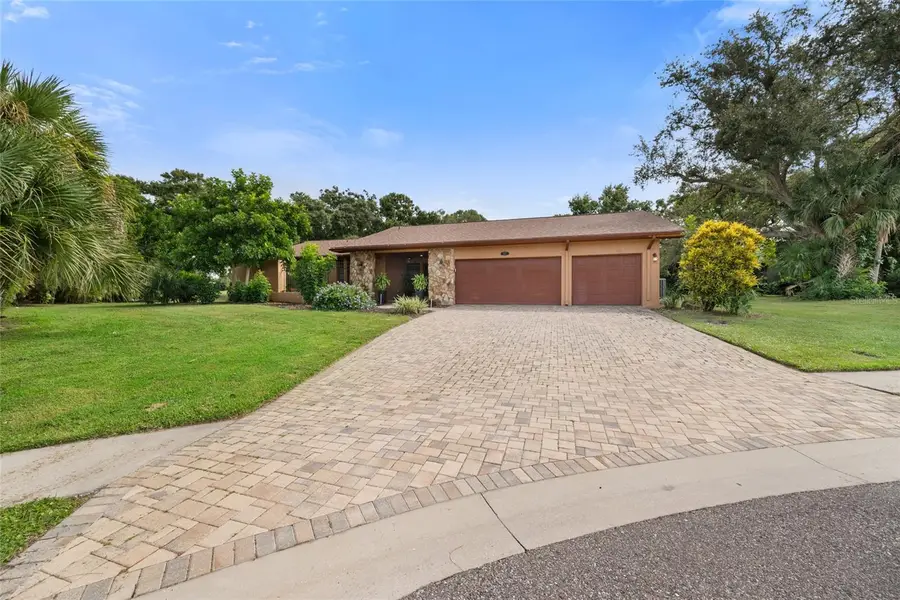 2674 Concorde Court, Clearwater, FL 33761 - Image #2