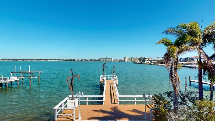 15417 2nd Street E, Madeira Beach, FL 33708 - Image #3