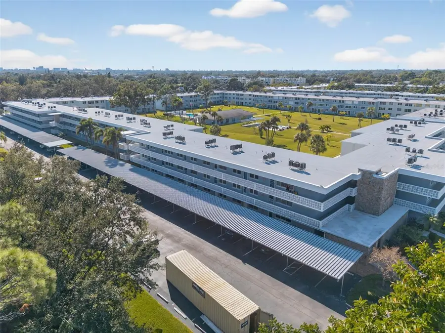 4880 Locust Street Ne #330, Saint Petersburg, FL 33703 - Image #2