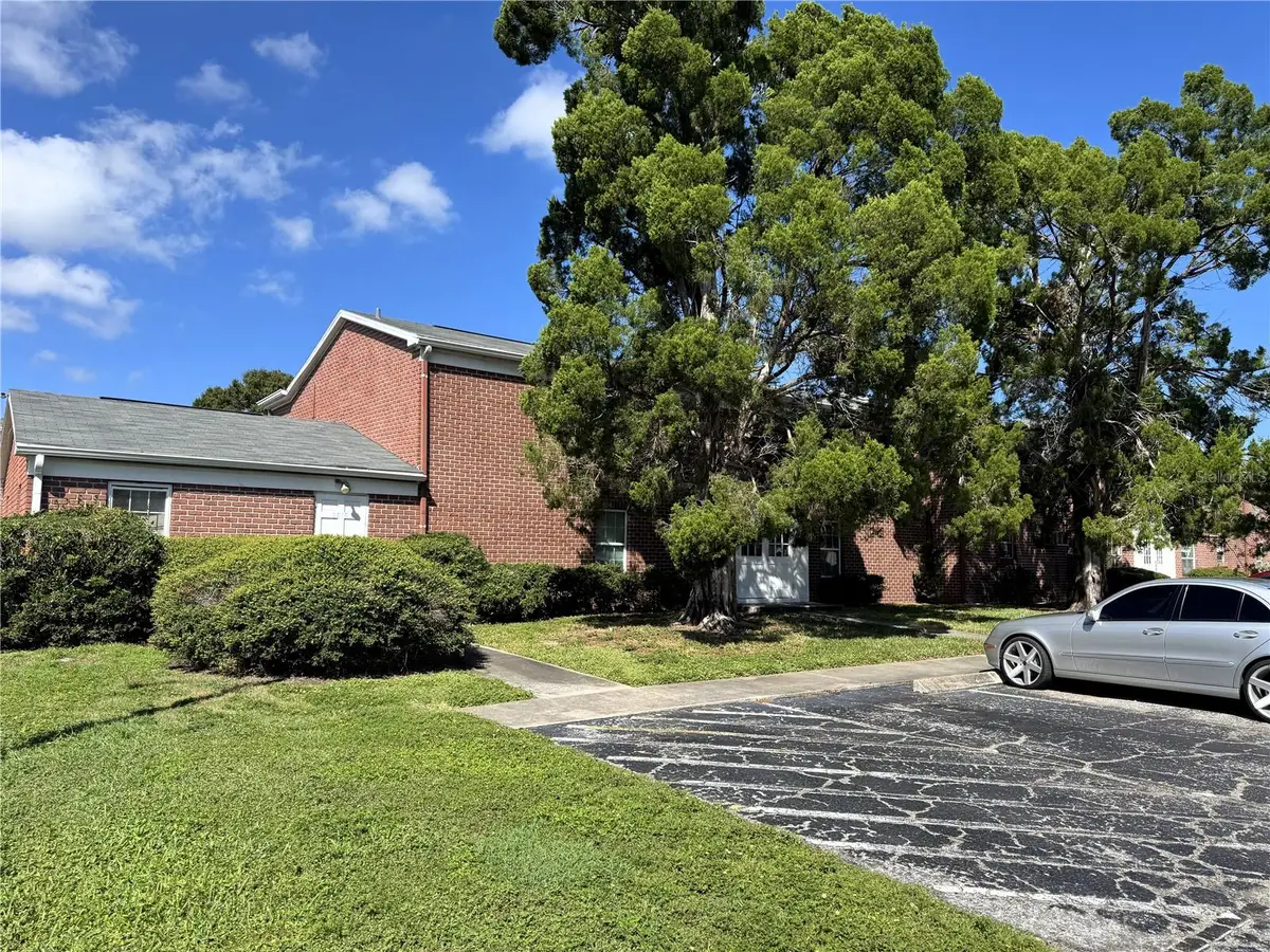 8520 9th Way N #B, Saint Petersburg, FL 33702 - Image #1