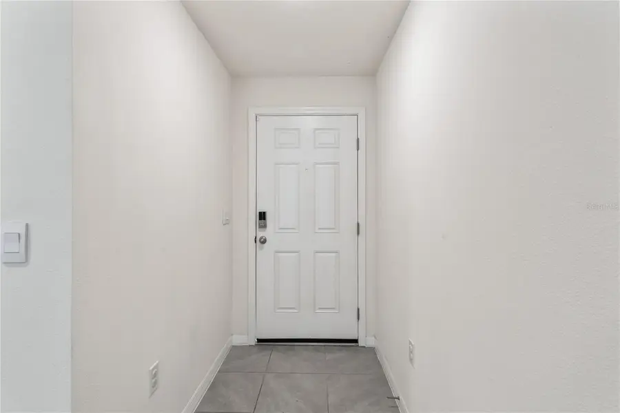 37209 Kings Crown Drive, Zephyrhills, FL 33541 - Image #3