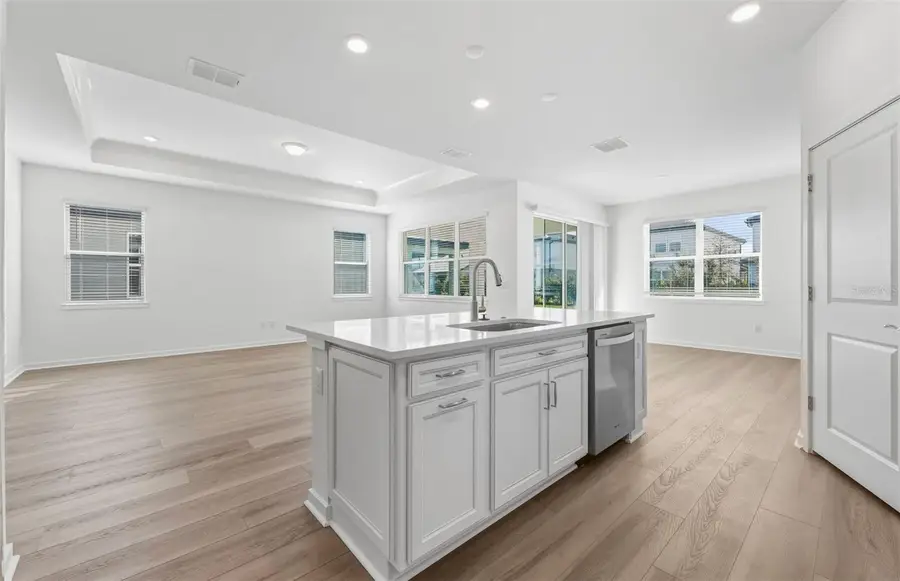 10325 Spruce River Way, Parrish, FL 34219 - Image #3