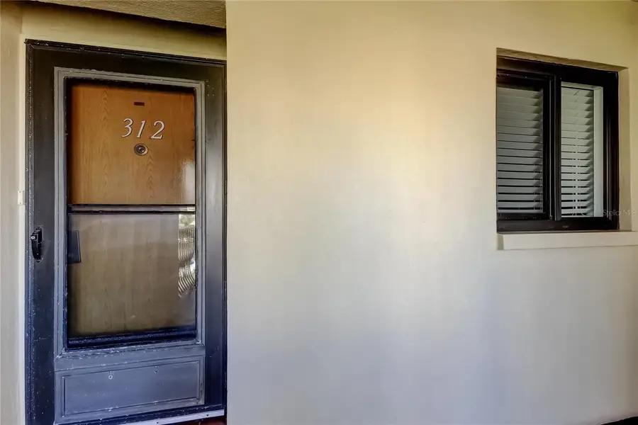 865 S Gulfview Boulevard #312, Clearwater Beach, FL 33767 - Image #2