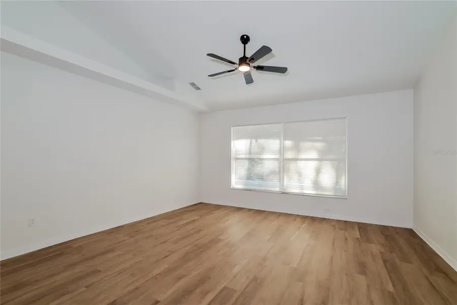 16542 Golden Eagle Boulevard, Clermont, FL 34714 - Image #3