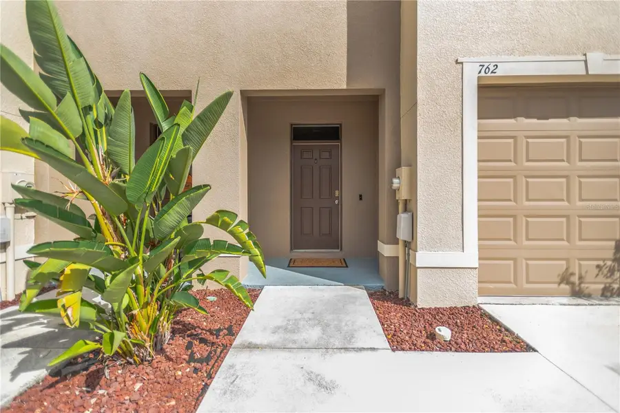 762 Barclay Wood Drive, Ruskin, FL 33570 - Image #2