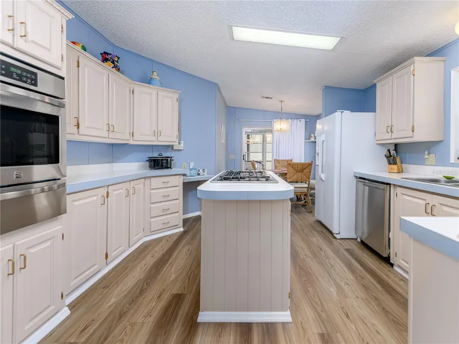 4050 Carefree Way, Zephyrhills, FL 33541 - Image #3