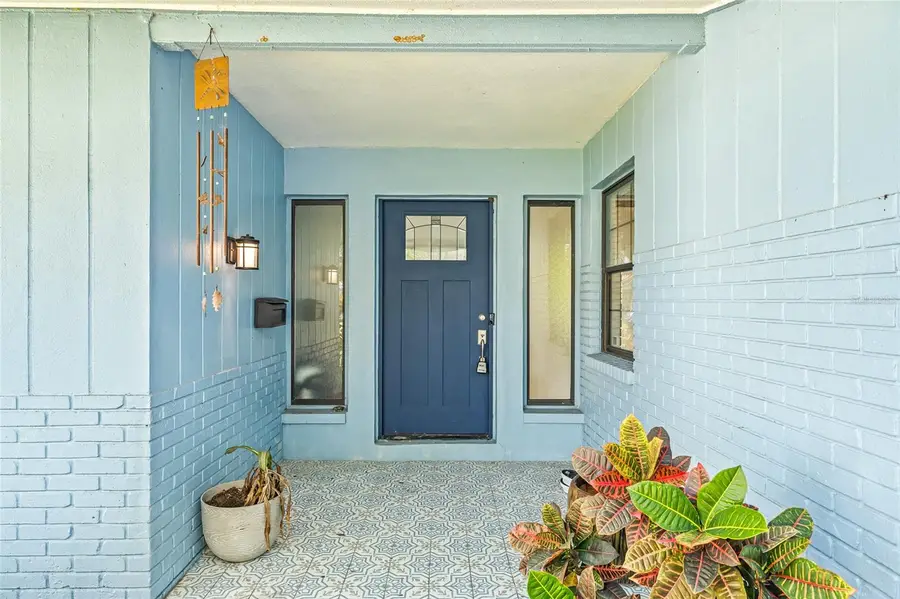 5601 Denver Street Ne, Saint Petersburg, FL 33703 - Image #2