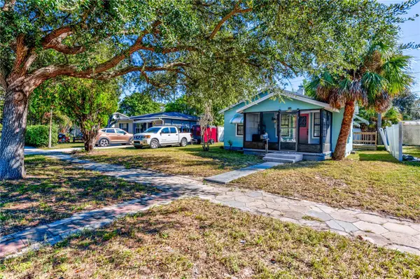 5126 1st Avenue N, ST PETERSBURG, FL 33710