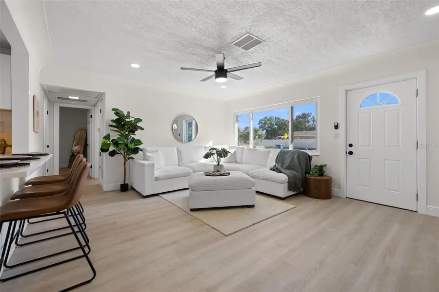 1988 58th Street N, Saint Petersburg, FL 33710 - Image #2