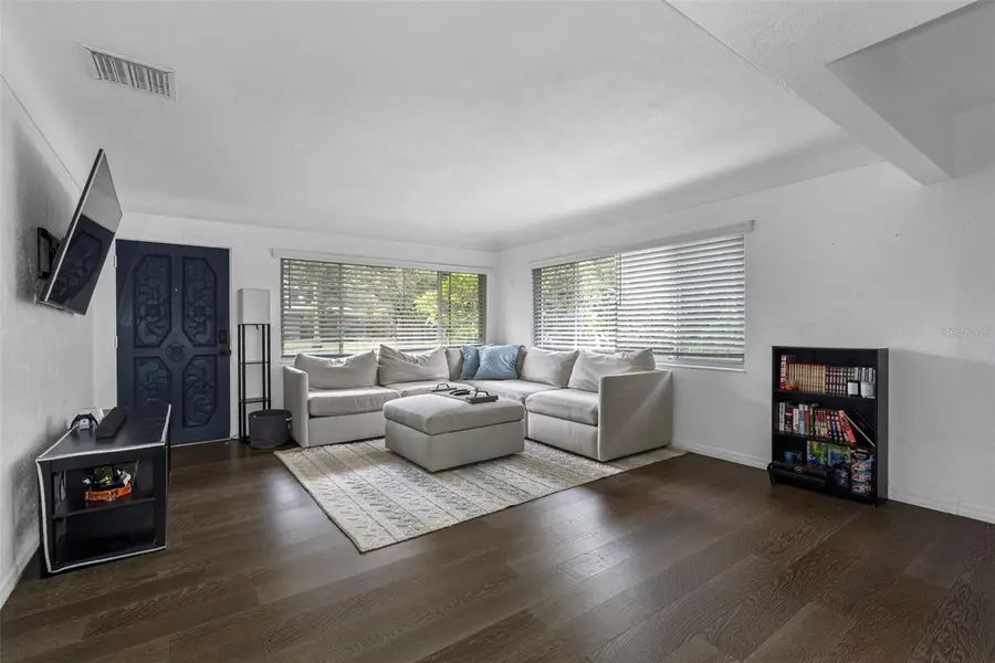 7101 4th Avenue N, Saint Petersburg, FL 33710 - Image #2