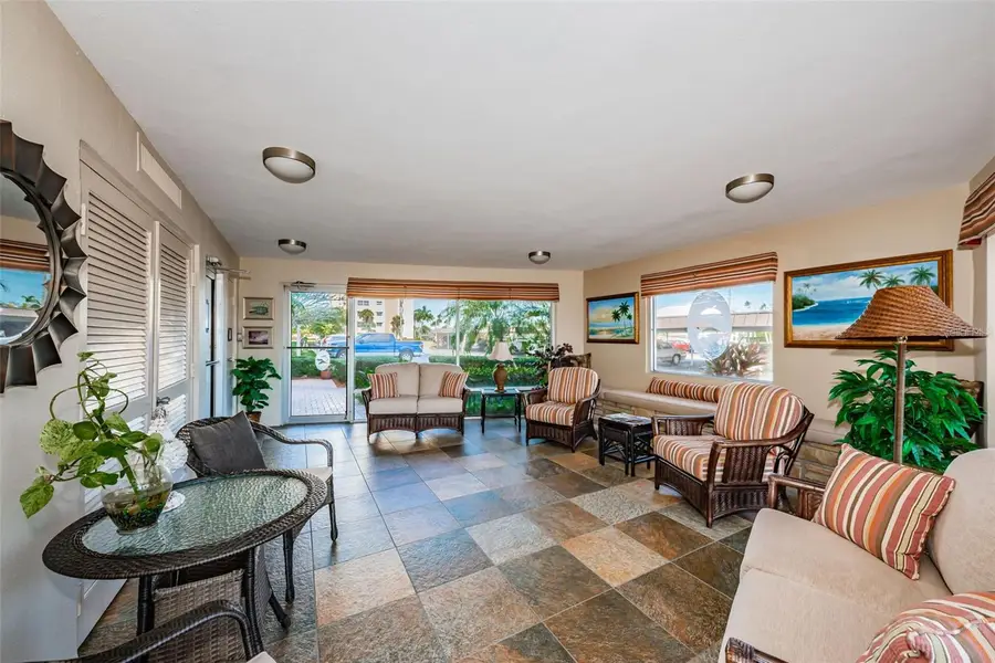 4550 Cove Circle #502, Saint Petersburg, FL 33708 - Image #2