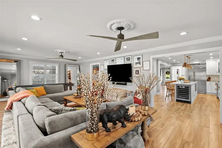 1511 S Sheridan Forest Drive, Tampa, FL 33629 - Image #2