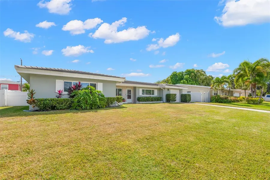 2196 Indian Avenue S, Belleair Bluffs, FL 33770 - Image #3