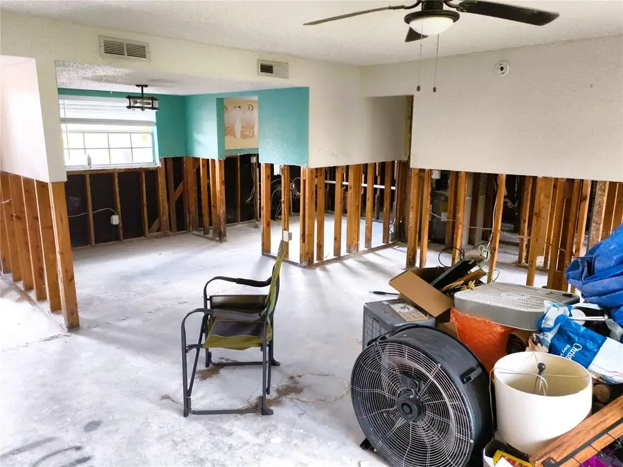 200 Country Club Drive #805, Largo, FL 33771 - Image #3