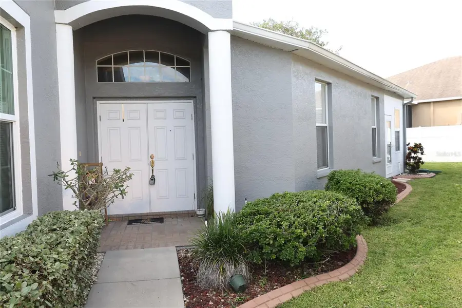 30442 Lettingwell Circle, Wesley Chapel, FL 33543 - Image #2