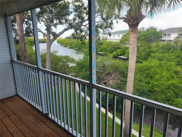 9976 Indian Key Trail #7, SEMINOLE, FL 33776