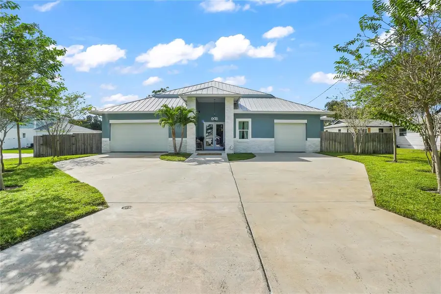 11624 Oak Lane, Seminole, FL 33778 - Image #2
