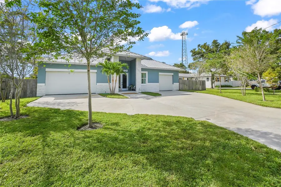 11624 Oak Lane, Seminole, FL 33778 - Image #3