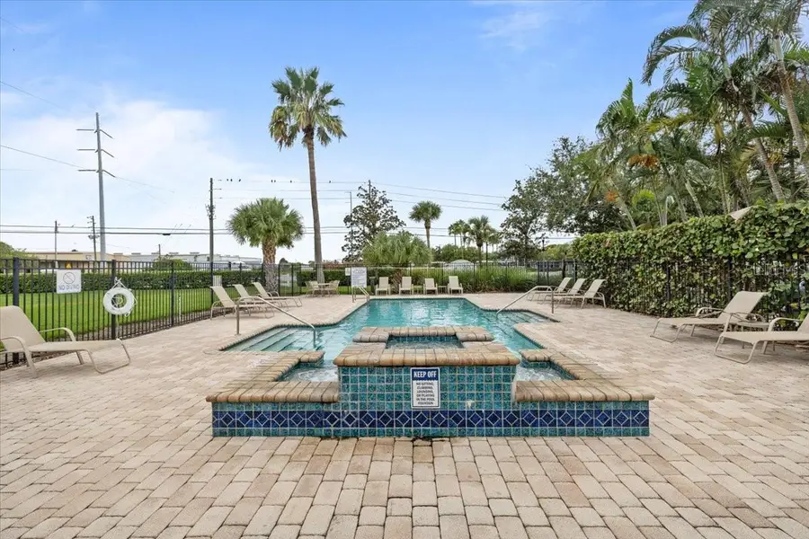 13905 Abbey Lane, Largo, FL 33771 - Image #3