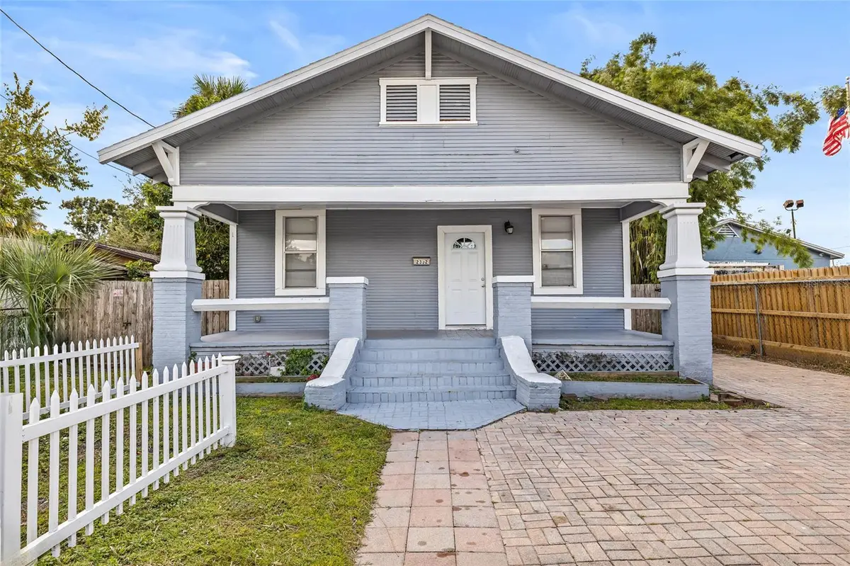 2332 W Saint John Street, Tampa, FL 33607 - Image #1