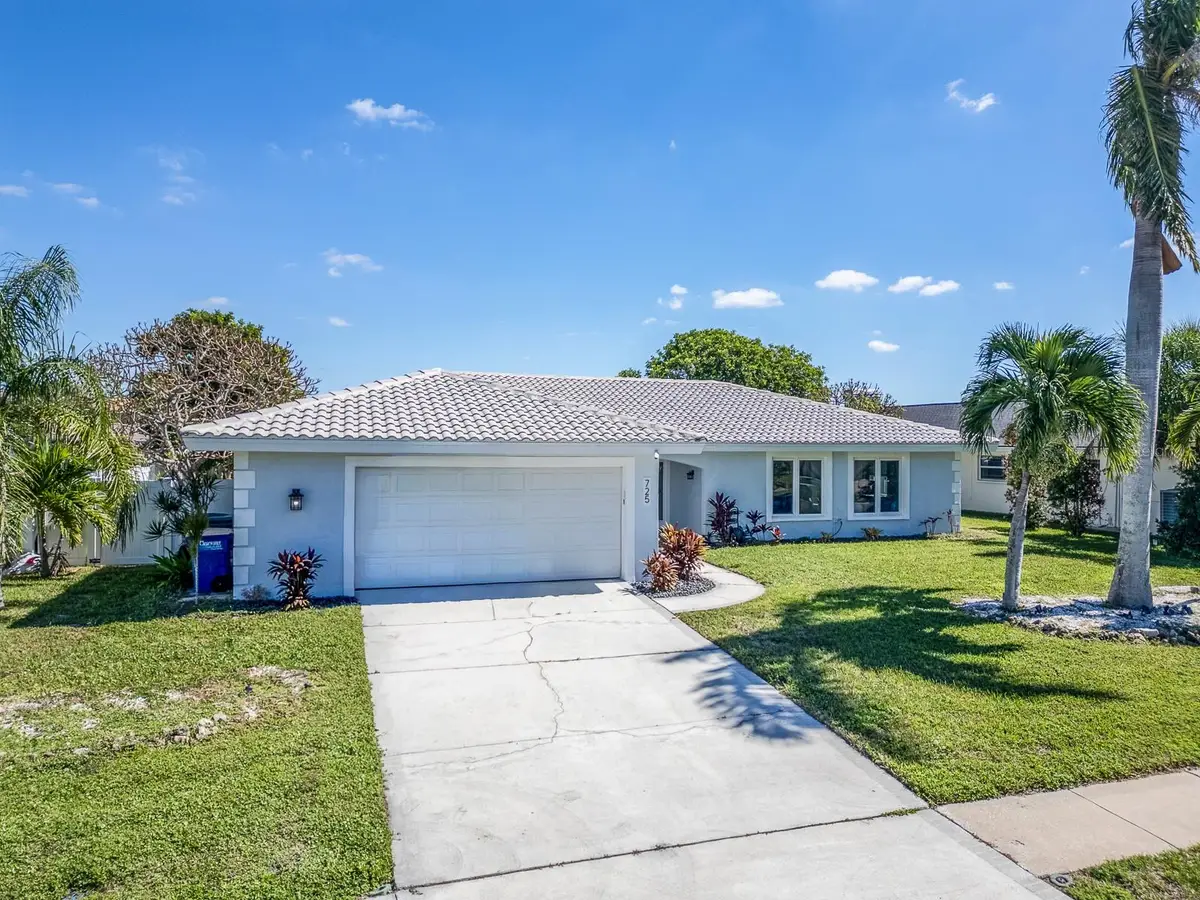 725 Snug Island, Clearwater Beach, FL 33767 - Image #1