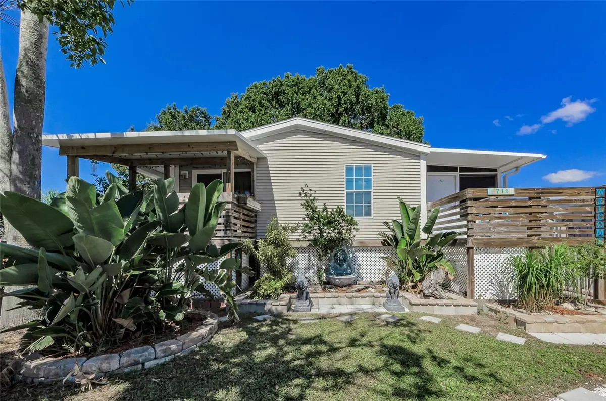 711 Driftwood Lane, Tarpon Springs, FL 34689 - Image #1