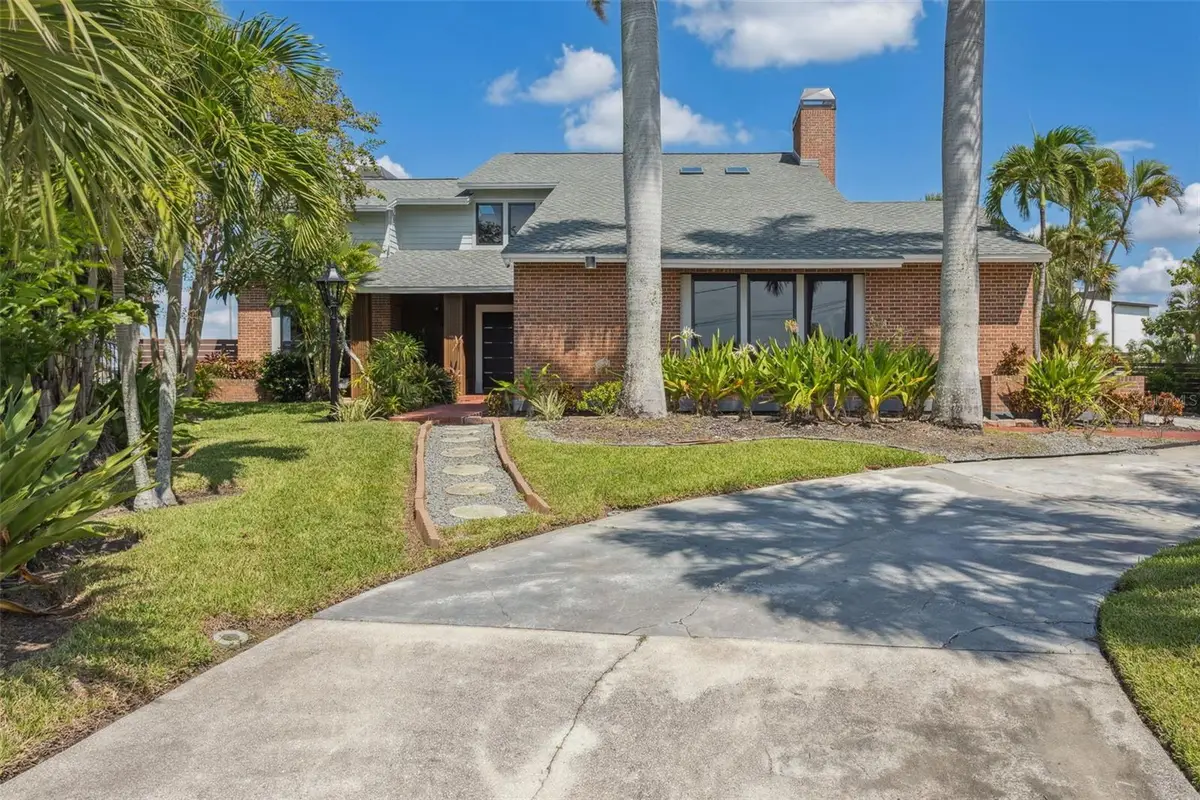 769 Kingston Court, Apollo Beach, FL 33572 - Image #1