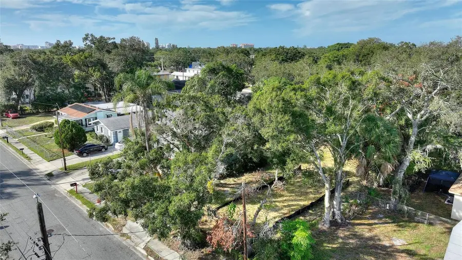 2825 N Links Avenue, Sarasota, FL 34234 - Image #3