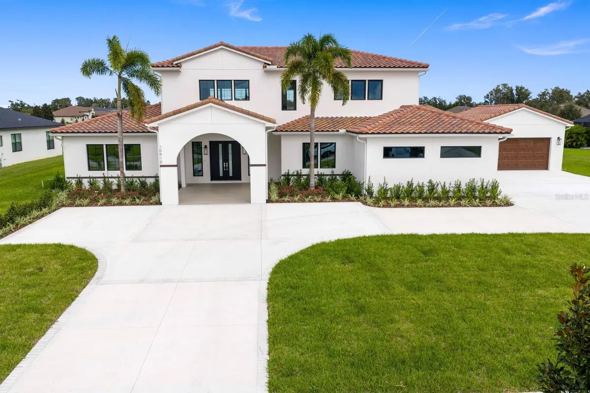 10910 Brooksnest Court, Lithia, FL 33547 - Image #1