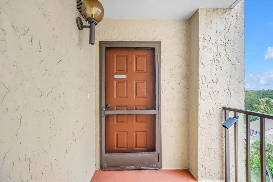 7037 Sunset Drive S #601, South Pasadena, FL 33707 - Image #3