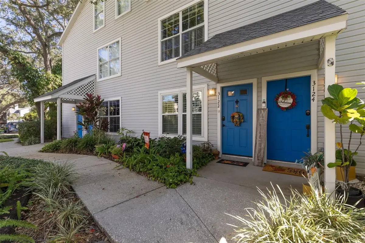 3122 Valley Oaks Drive, Tampa, FL 33618 - Image #1