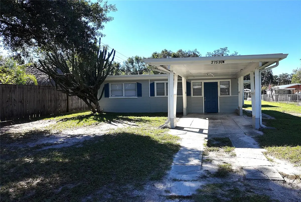 37530 Ferris Avenue, Zephyrhills, FL 33542 - Image #1