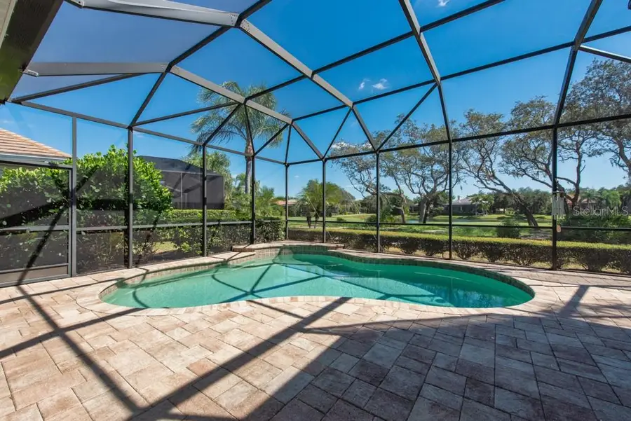 12240 Thornhill Court, Lakewood Ranch, FL 34202 - Image #2