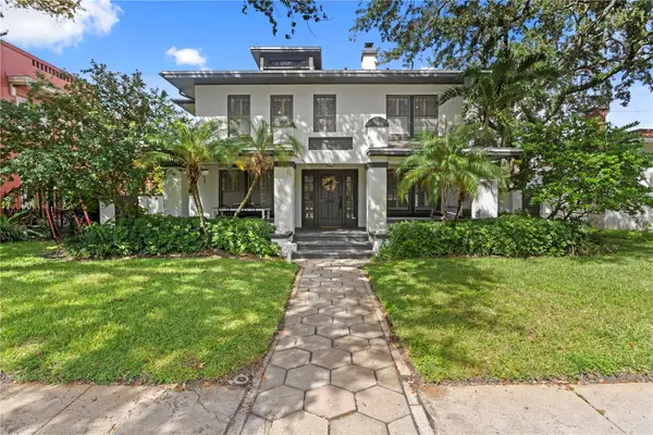 515 20th Avenue Ne, ST PETERSBURG, FL 33704