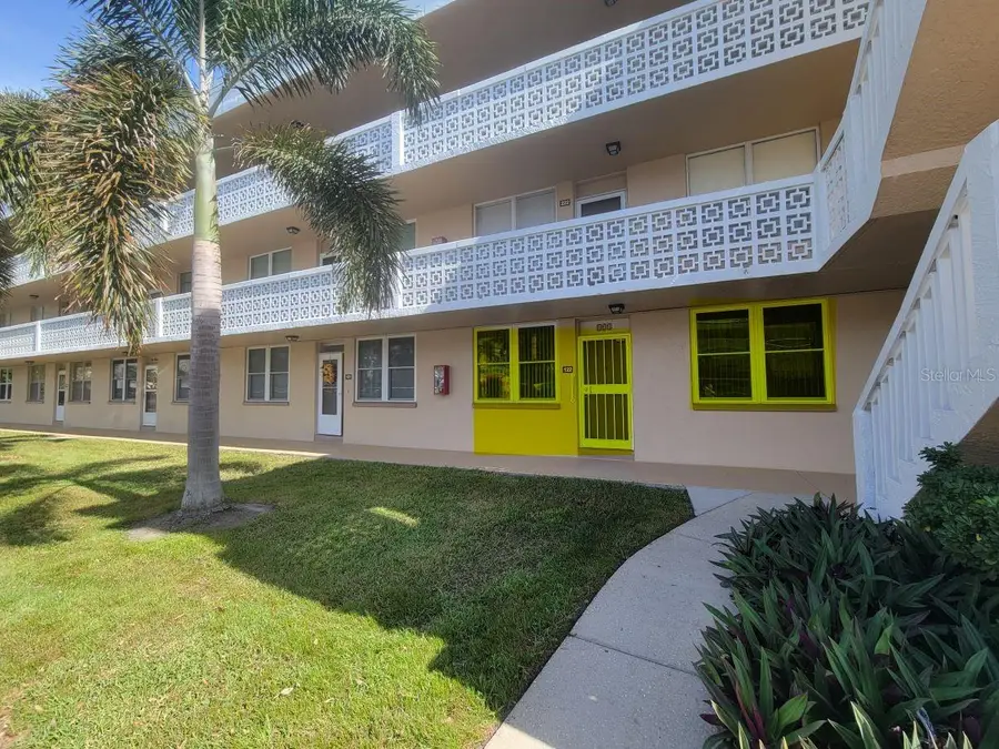 4915 Bay Street Ne #122, Saint Petersburg, FL 33703 - Image #2