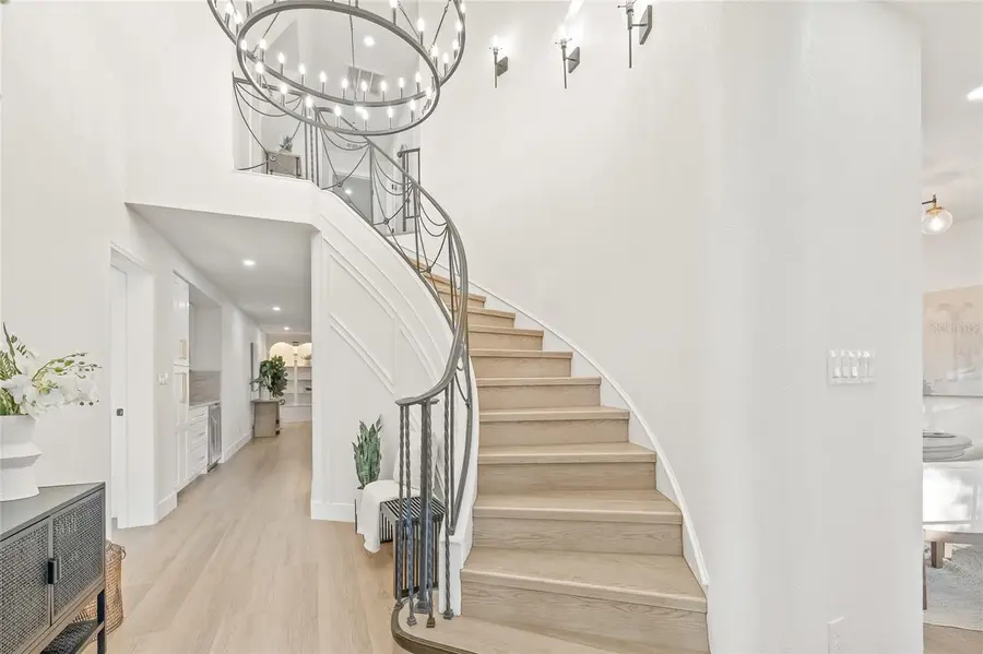 2615 Desoto Way S, Saint Petersburg, FL 33712 - Image #3