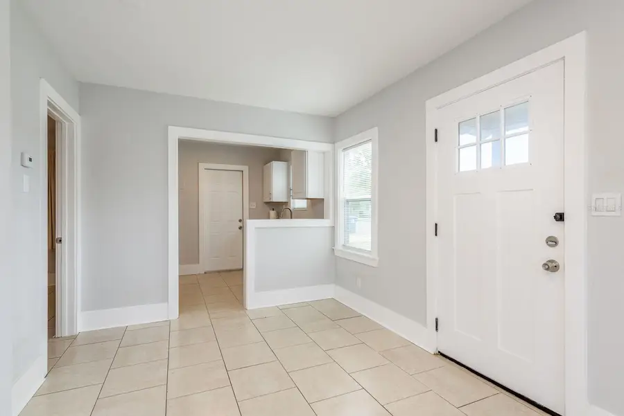 3037 38th Avenue N, Saint Petersburg, FL 33713 - Image #2