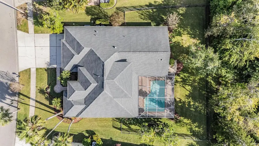 10552 Greencrest Drive, Tampa, FL 33626 - Image #2