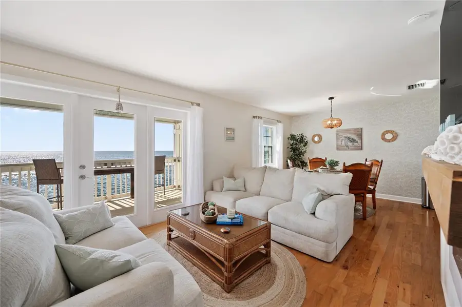 5102 Coquina Key Drive Se #D, Saint Petersburg, FL 33705 - Image #3