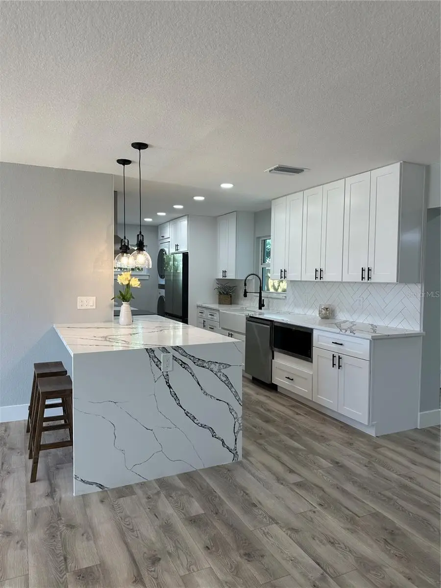 9805 110th Lane, Seminole, FL 33772 - Image #3